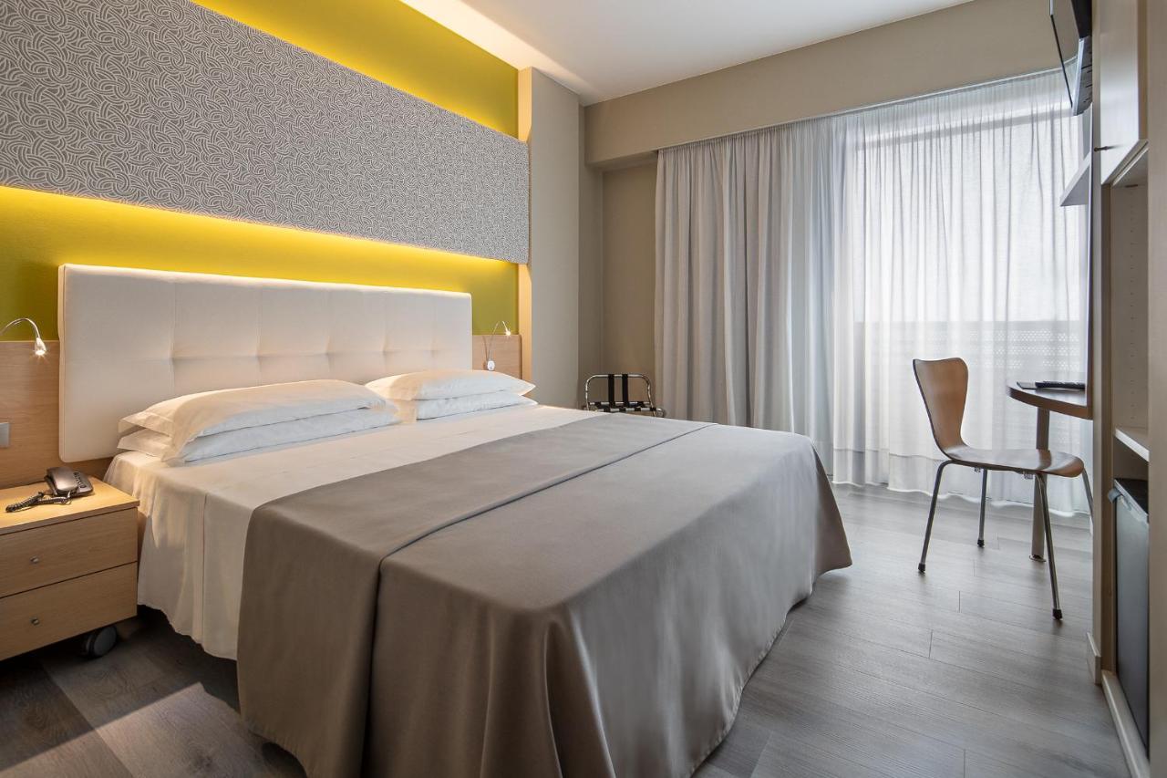 Hotel Rosanna 3 Stelle Superior Lido di Jesolo Eksteriør billede