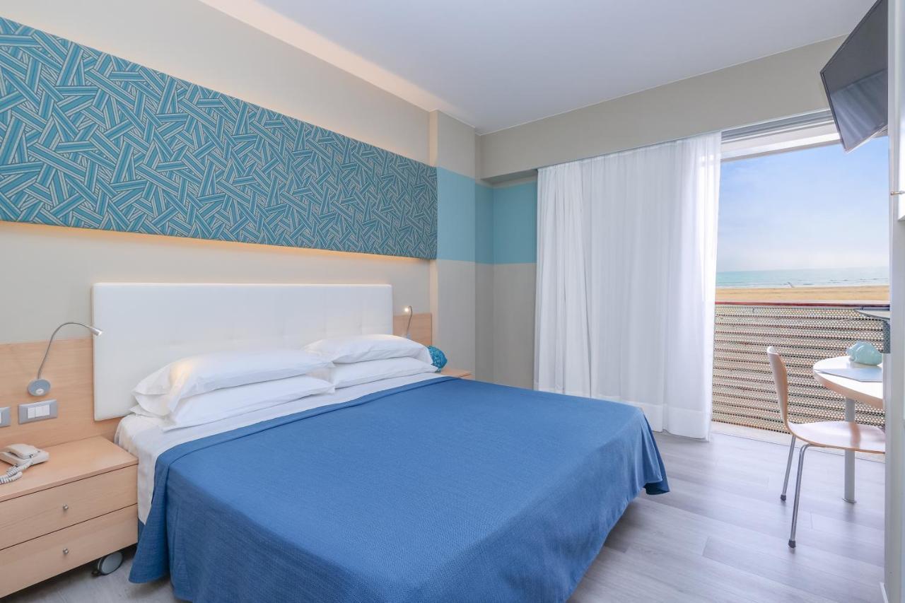 Hotel Rosanna 3 Stelle Superior Lido di Jesolo Eksteriør billede