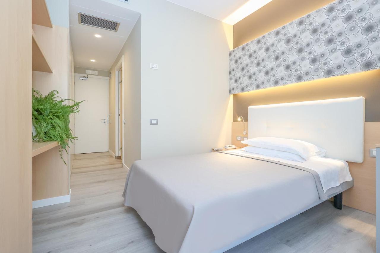 Hotel Rosanna 3 Stelle Superior Lido di Jesolo Eksteriør billede