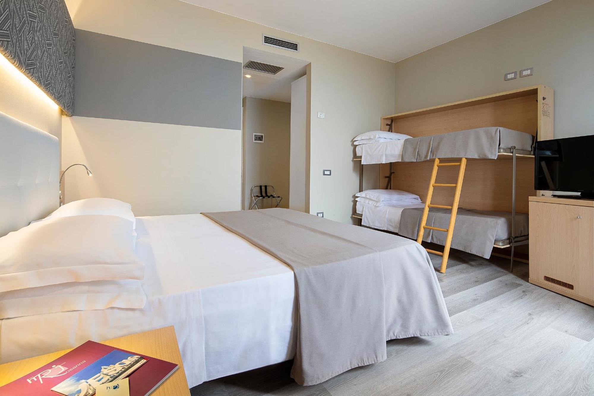 Hotel Rosanna 3 Stelle Superior Lido di Jesolo Eksteriør billede